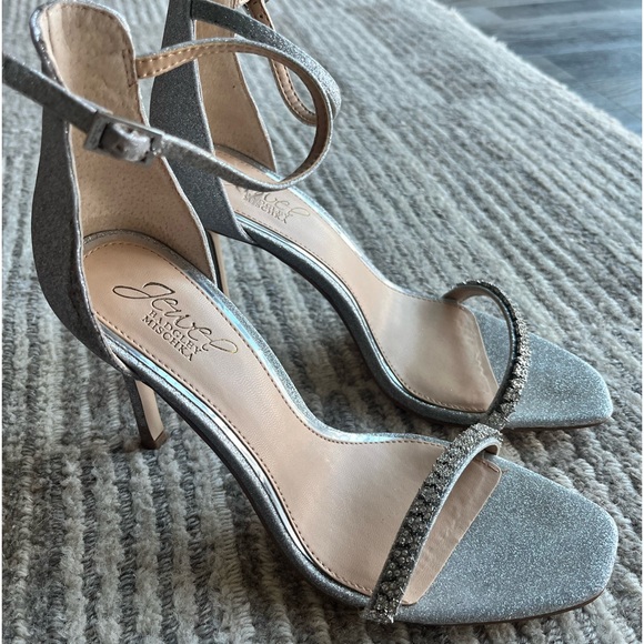 Badgley Mischka Wedding Heels - Silver - Picture 3 of 4